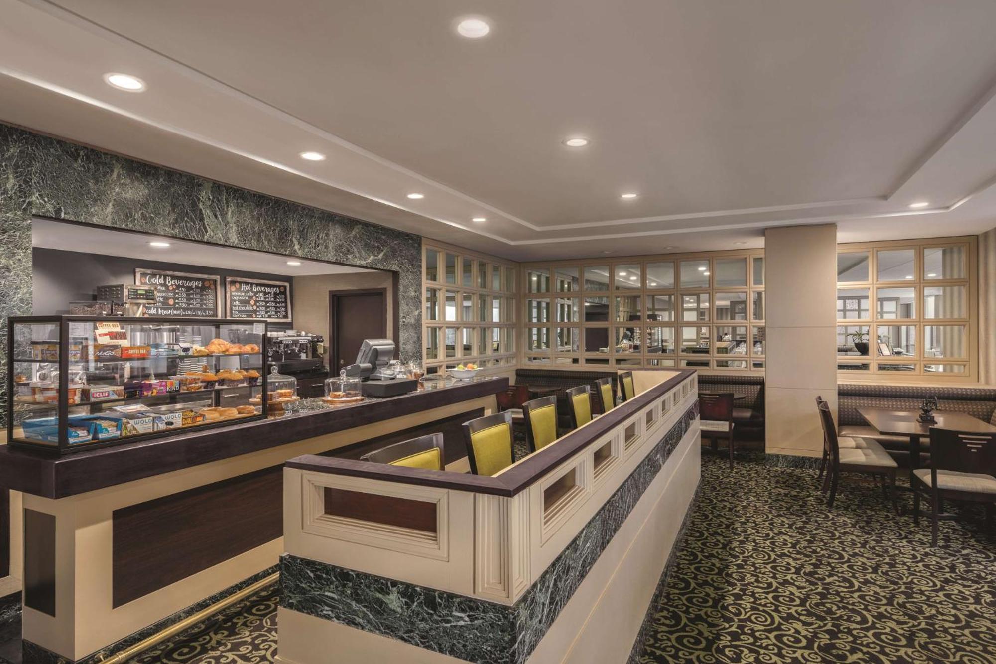 Laguardia Plaza Hotel New York Eksteriør billede